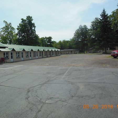 Evergreen Motel Oswego Exterior foto