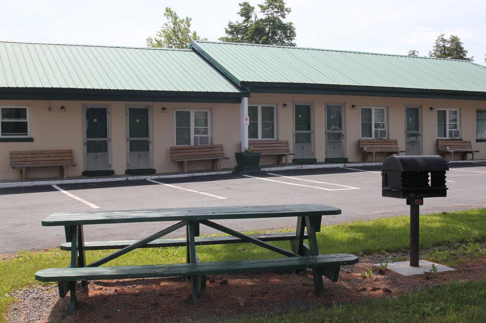 Evergreen Motel Oswego Exterior foto