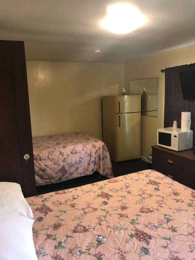 Evergreen Motel Oswego Exterior foto